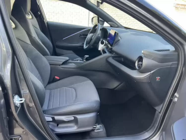 Foto van Toyota C-HR