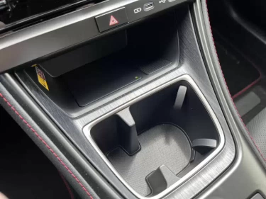 Foto van Lexus LBX