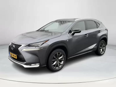 Foto van Lexus NX