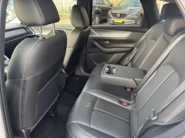 Foto van Mazda CX-60