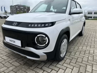 Foto van Hyundai INSTER