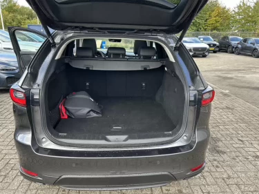 Foto van Mazda CX-60