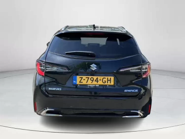 Foto van Suzuki Swace