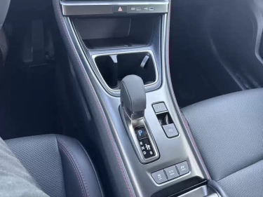 Foto van Lexus LBX