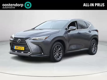 Foto van Lexus NX