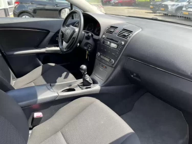 Foto van Toyota Avensis wagon