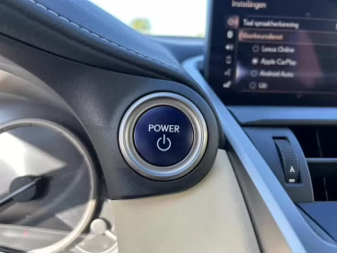 Foto van Lexus NX