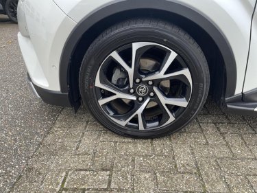 Foto van Toyota C-HR