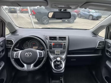 Foto van Toyota Verso-S