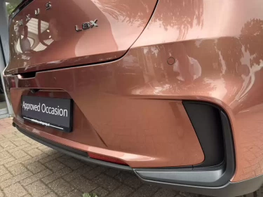 Foto van Lexus LBX
