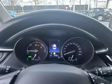 Foto van Toyota C-HR