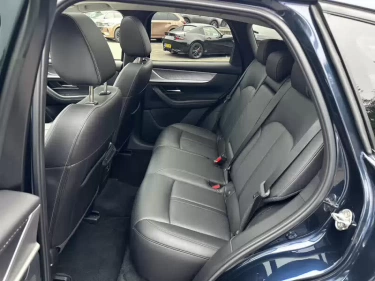Foto van Mazda CX-60