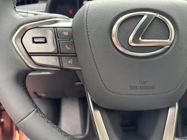 Foto van Lexus LBX
