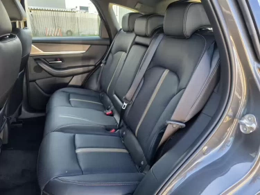 Foto van Mazda CX-60