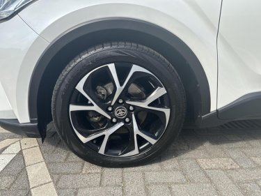 Foto van Toyota C-HR