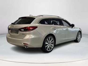 Foto van Mazda 6