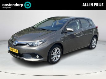 Toyota Auris 1.8 Hybrid Dynamic | Navigatie | Achteruitrijcamera | Stoelverwarming occasion 2016