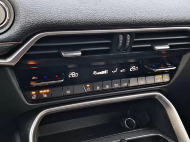 Foto van Mazda CX-60