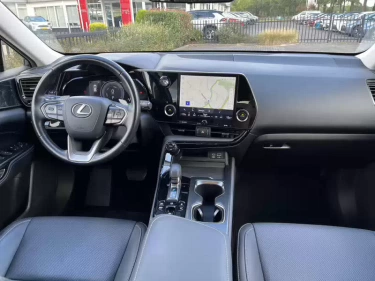 Foto van Lexus NX