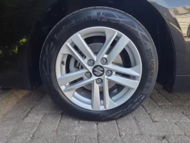 Foto van Suzuki Swace