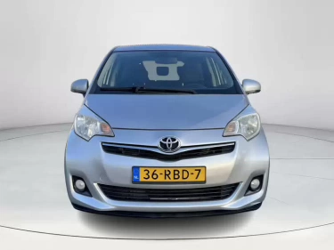 Foto van Toyota Verso-S