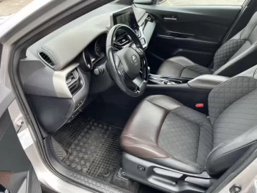 Foto van Toyota C-HR
