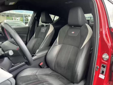 Foto van Toyota C-HR