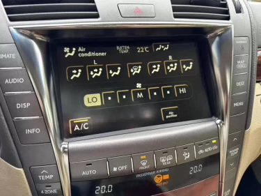 Foto van Lexus LS