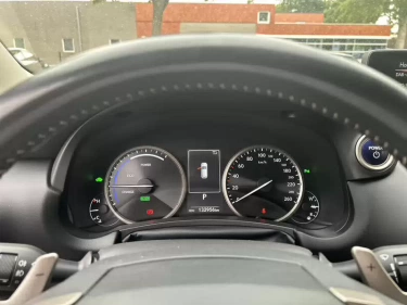 Foto van Lexus NX