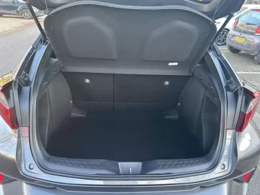 Foto van Toyota C-HR