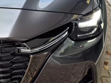 Foto van Mazda CX-60