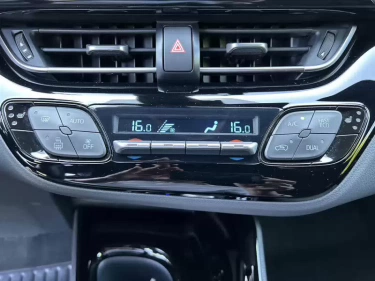 Foto van Toyota C-HR