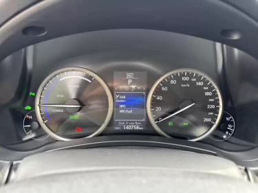 Foto van Lexus NX