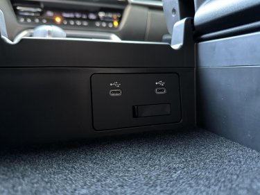 Foto van Mazda CX-60