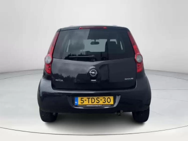 Foto van Opel Agila