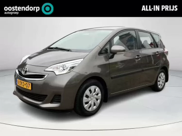 Foto van Toyota Verso-S