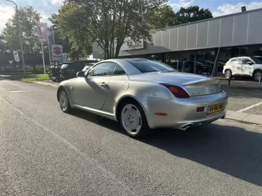 Foto van Lexus SC