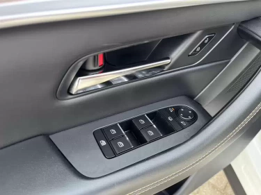 Foto van Mazda CX-60