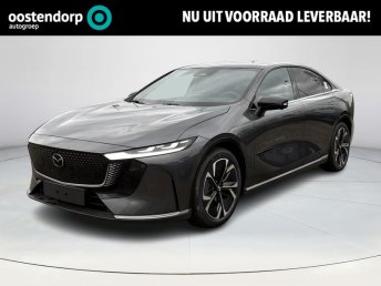 Mazda 6e Takumi Long Range 80 kWh | Zwart leder | 360 Camera | Geheugenstoelen | Panorama Dak | Headupdisplay | Adaptieve Cruise control | Sony premium audio | Dodehoeksensoren | Trekhaak | nieuw 2025