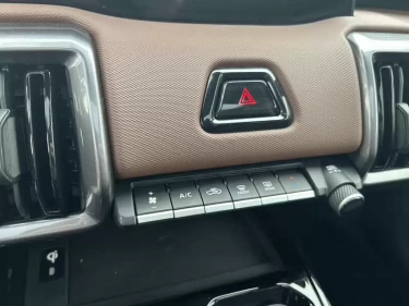 Foto van Suzuki e Vitara