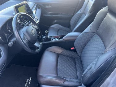 Foto van Toyota C-HR