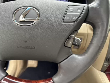 Foto van Lexus LS