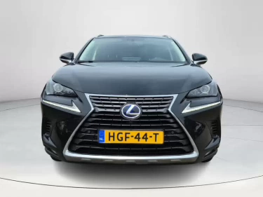 Foto van Lexus NX