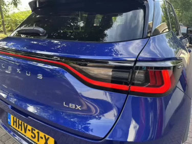 Foto van Lexus LBX