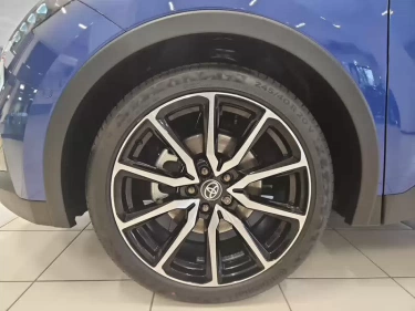 Foto van Toyota C-HR