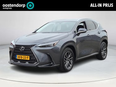 Foto van Lexus NX