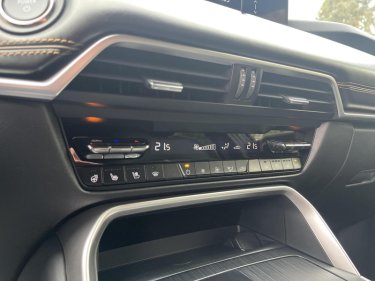 Foto van Mazda CX-60