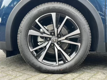 Foto van Toyota C-HR