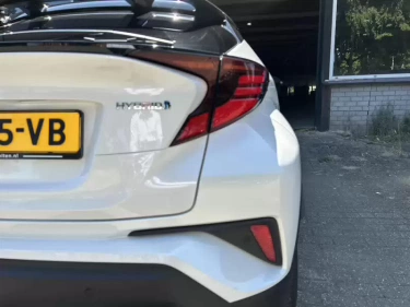 Foto van Toyota C-HR