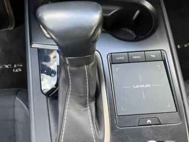 Foto van Lexus UX